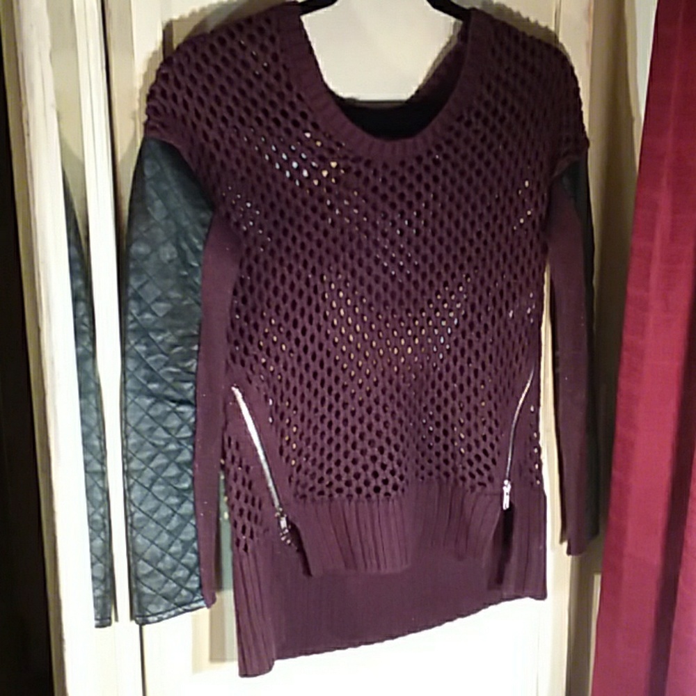 BUNDLE 5 FOR $20 Rock & Republic sweater: XS